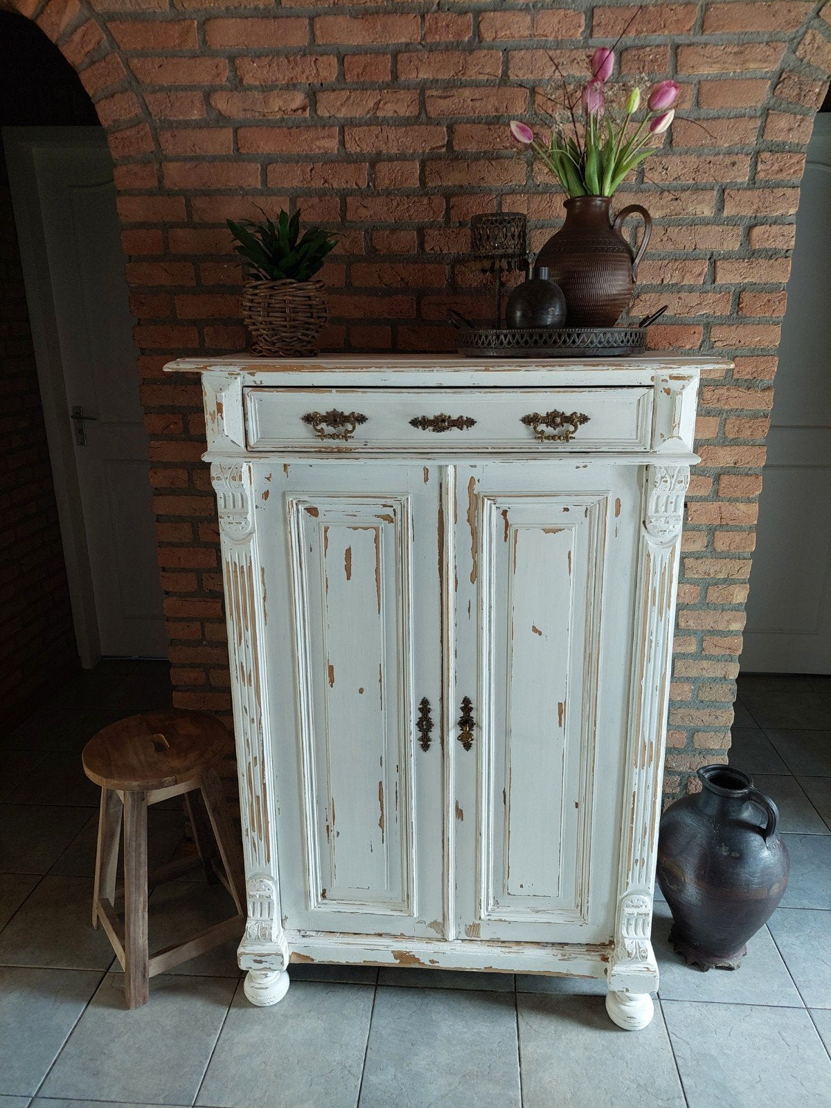 Brocante meidenkast., Ophalen