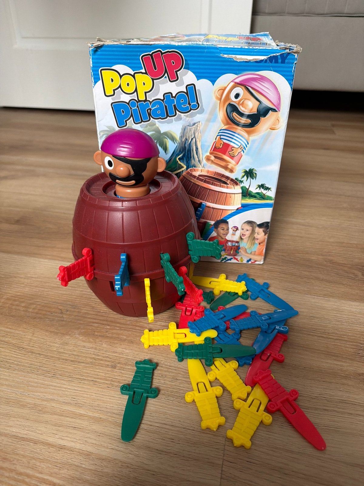 Pop Up Pirate! Leuk familiespel voor jong en oud, Drie of vier spelers, Ophalen of Verzenden, Gebruikt