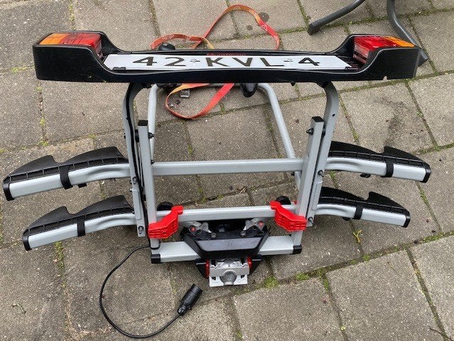 auto fietsenrek, Ophalen, Zo goed als nieuw, 2 fietsen, Trekhaakdrager