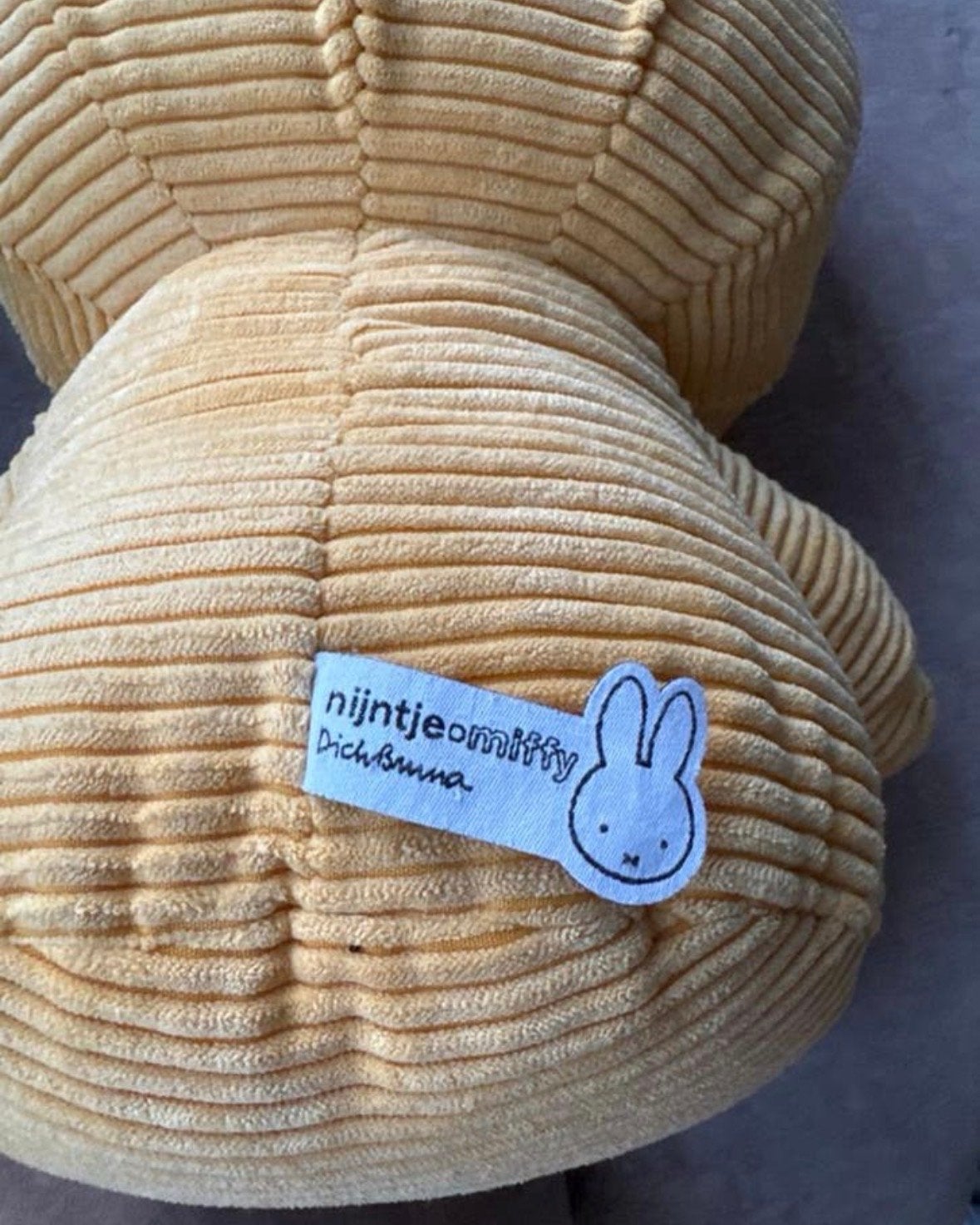Nijntje knuffel geel ribstof - Zo goed als nieuw 50cm, Kinderen en Baby's, Speelgoed | Knuffels en Pluche, Ophalen, Geel, Konijn