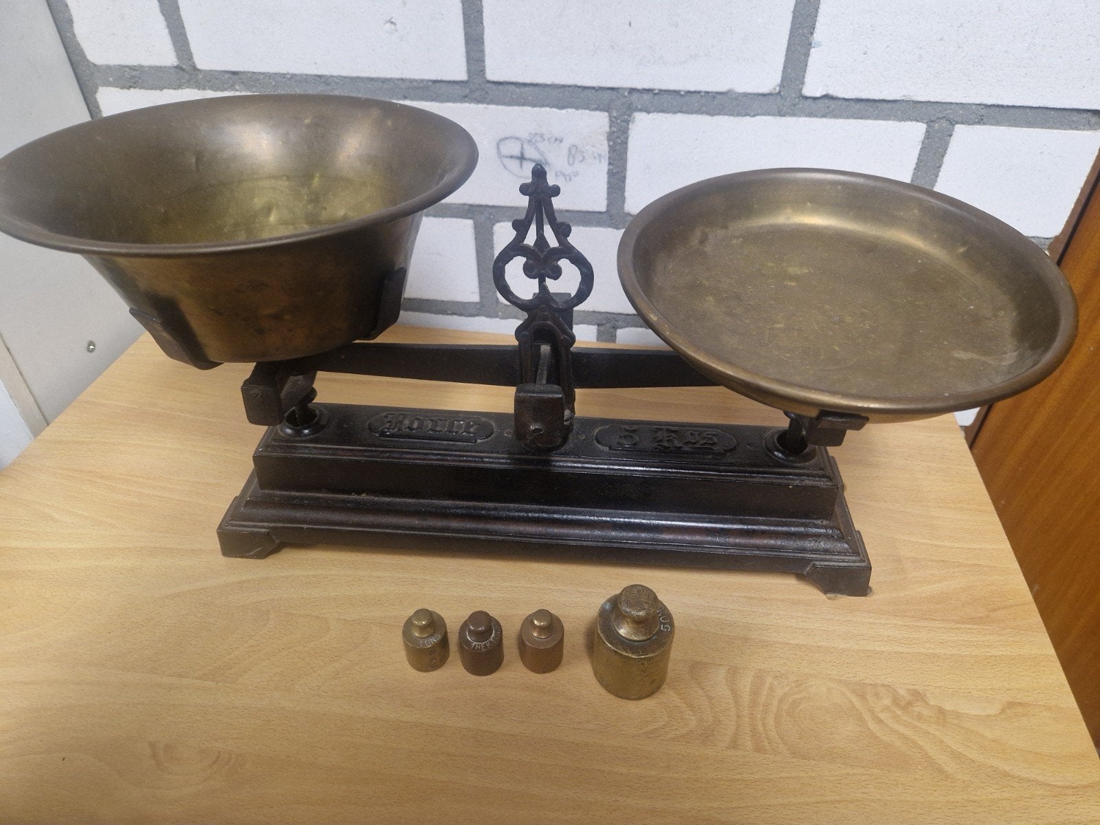 antieke weegschaal met gewichten, Antiek en Kunst, Antiek | Gereedschap en Instrumenten, Ophalen