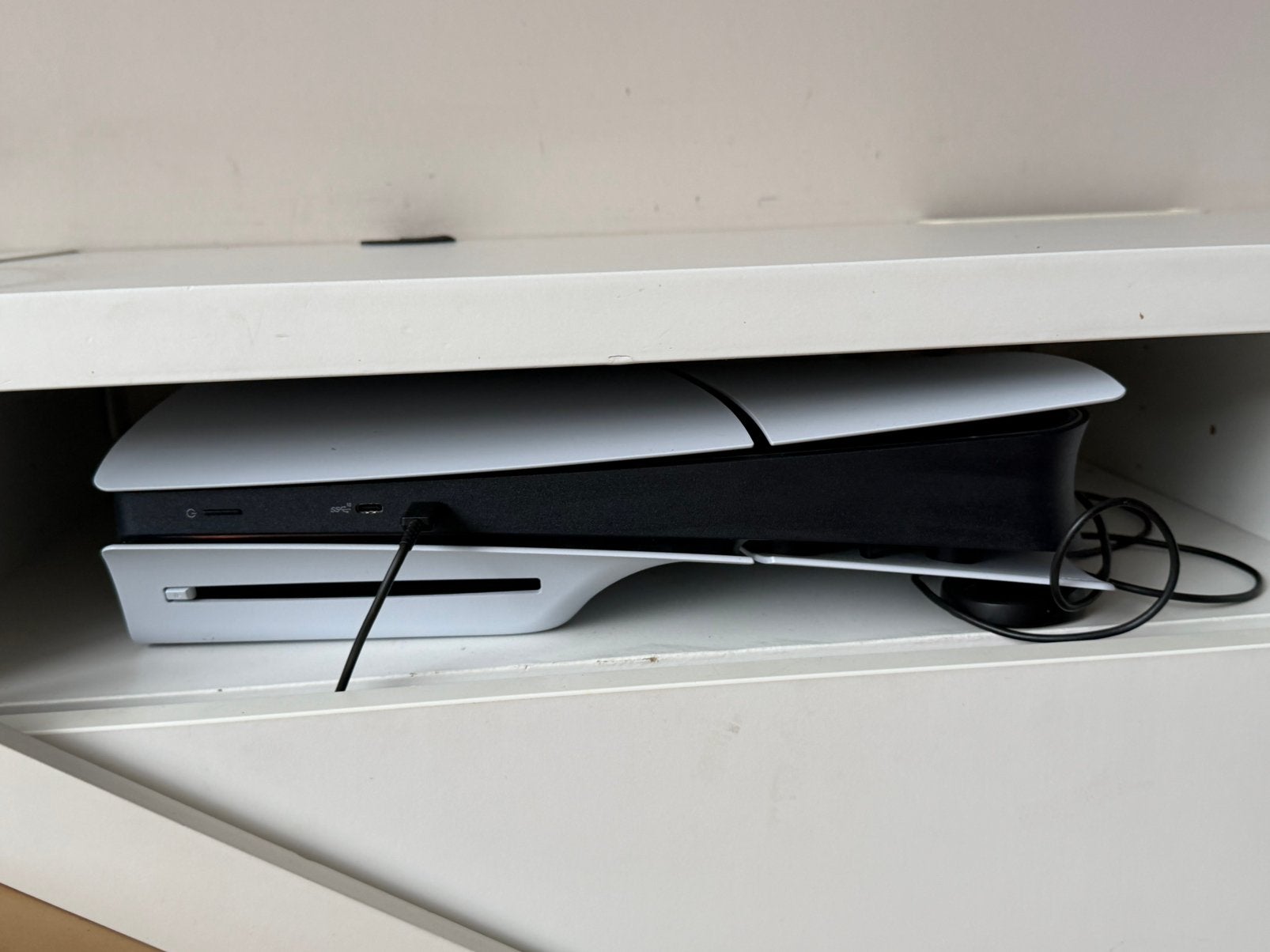 Ps5 slim disc editie. ZGAN 2 controllers., Ophalen of Verzenden, Zo goed als nieuw, Playstation 5