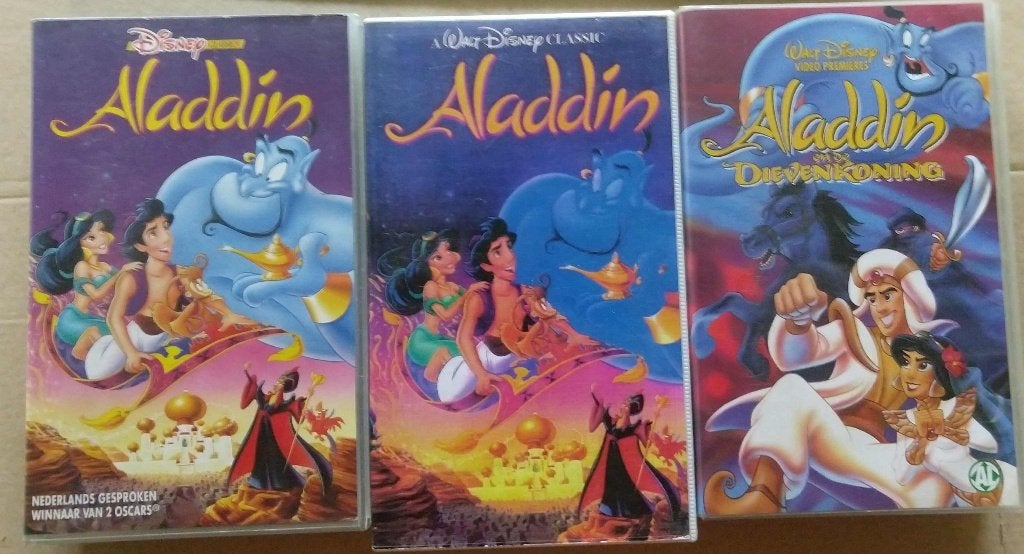 84 Disney VHS Videobanden in 1 koop 150 euro of 2,50 per stu, Alle leeftijden, Ophalen of Verzenden, Gebruikt