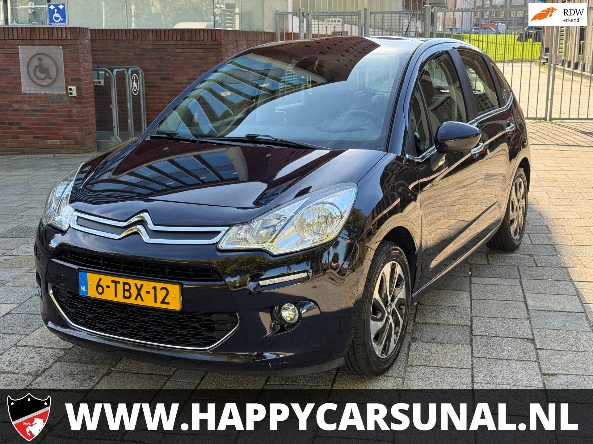 Citroen C3 1.2 VTi Exclusive, NAVI, APK, Voorwielaandrijving, Euro 5, Stof, Gebruikt