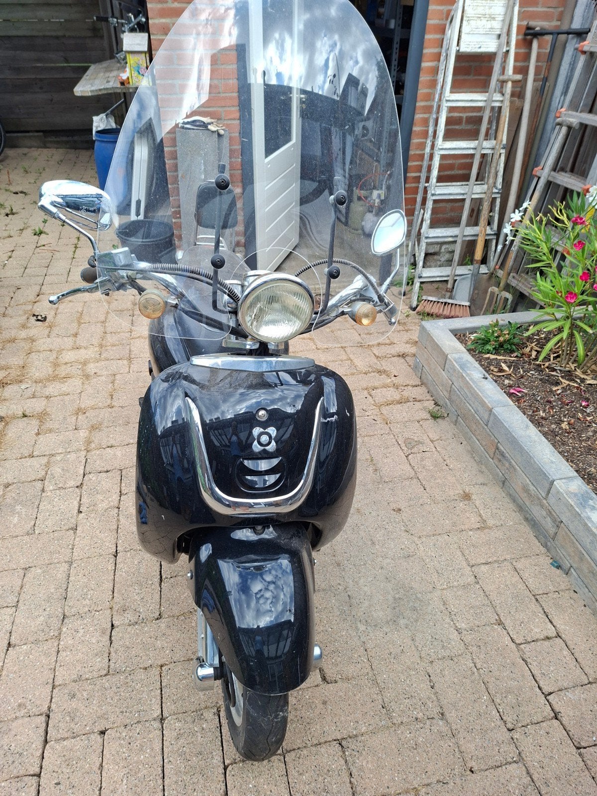 AGM retro snorscooter. loop of voor onderdelen, Fietsen en Brommers, Scooters | SYM, Ophalen, Gebruikt, Overige modellen, Benzine