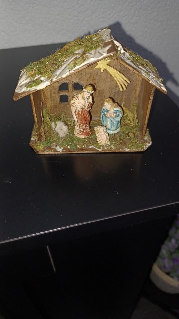 Kerststalletje miniatuur gemaakt door Rachel Split- Kratz, Ophalen of Verzenden, Gebruikt, Poppenhuis