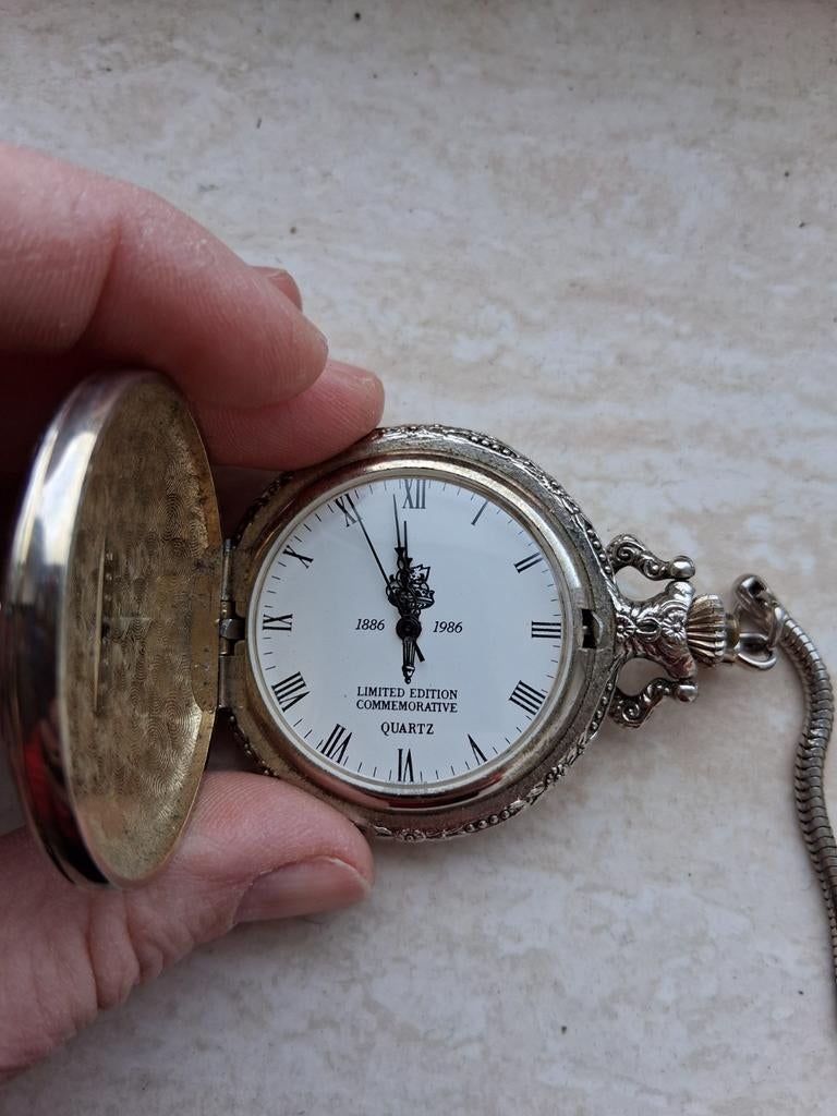 Limited Edition Commemorative Zakhorloge 1886-1986, Overige materialen, Zakhorloge, 1960 of later, Met ketting