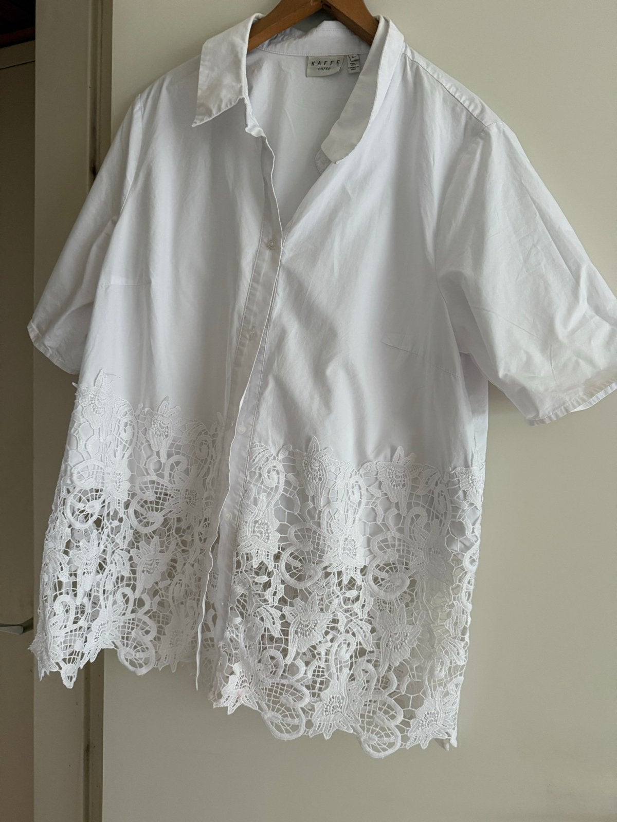 Witte Kaffe Curve blouse met kant - Maat 44, Ophalen of Verzenden, Zo goed als nieuw, Maat 42/44 (L), Wit