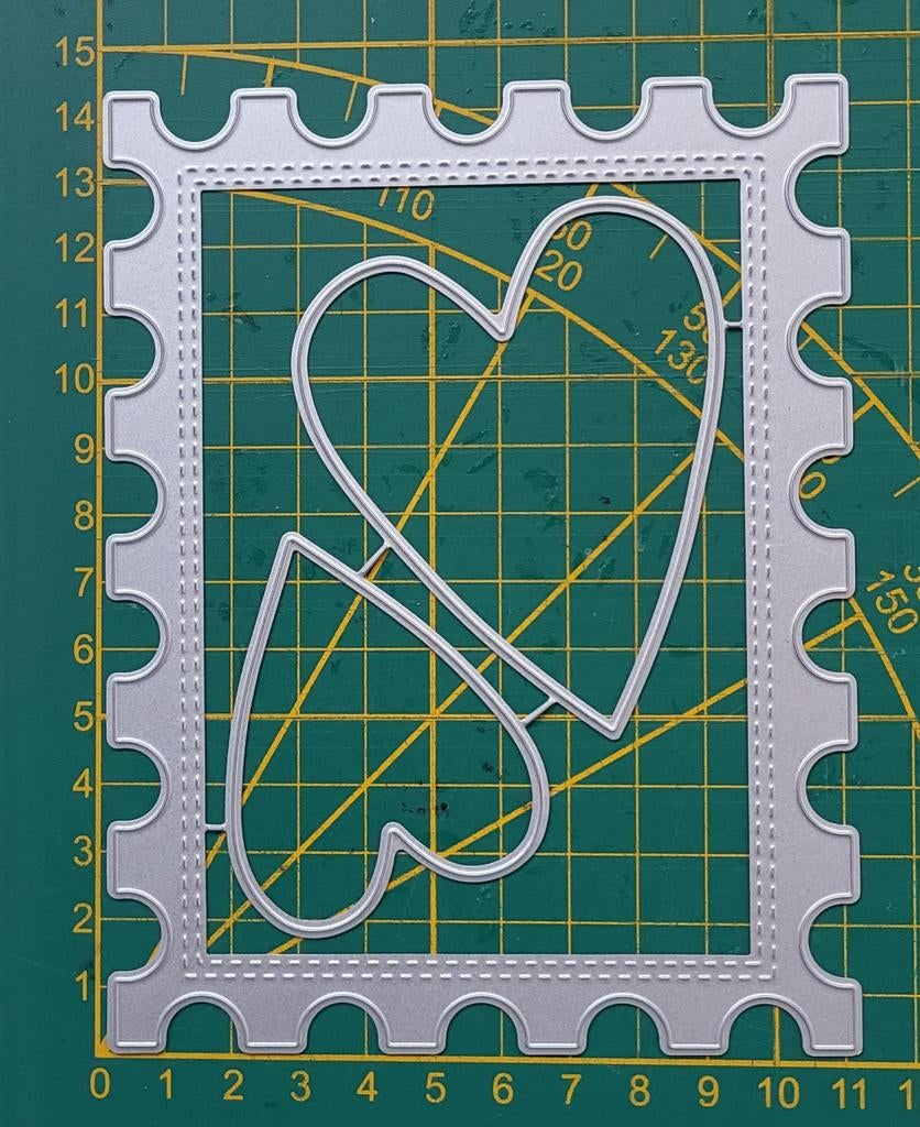 Snijmal  postzegel frame met hartjes, Ophalen of Verzenden