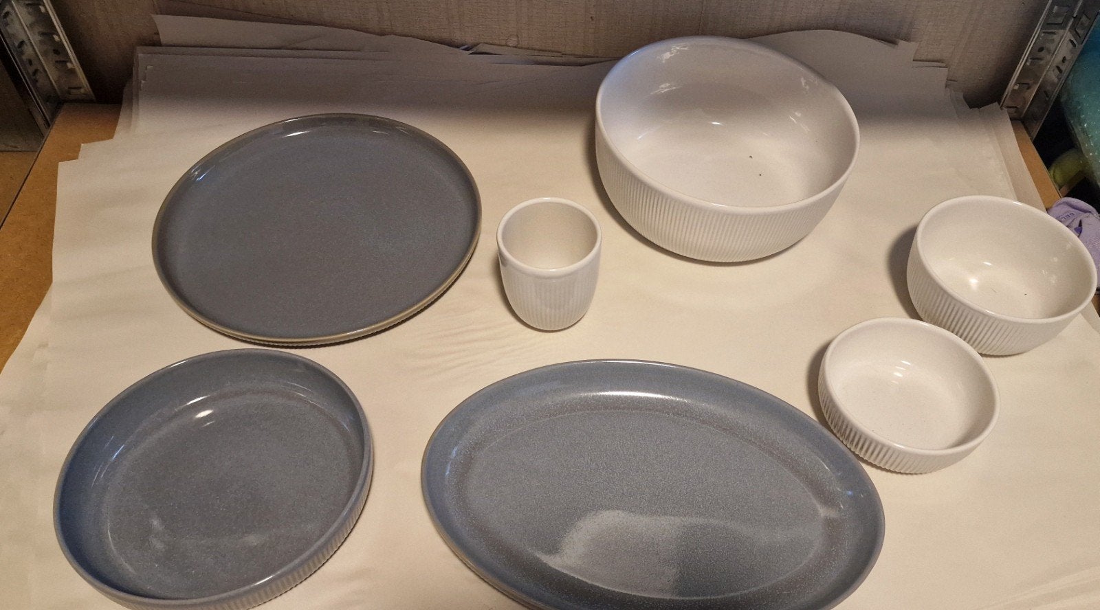 divers ah royal van kempen en begeer servies borden kommen, Ophalen of Verzenden, Zo goed als nieuw, Aardewerk, Compleet servies