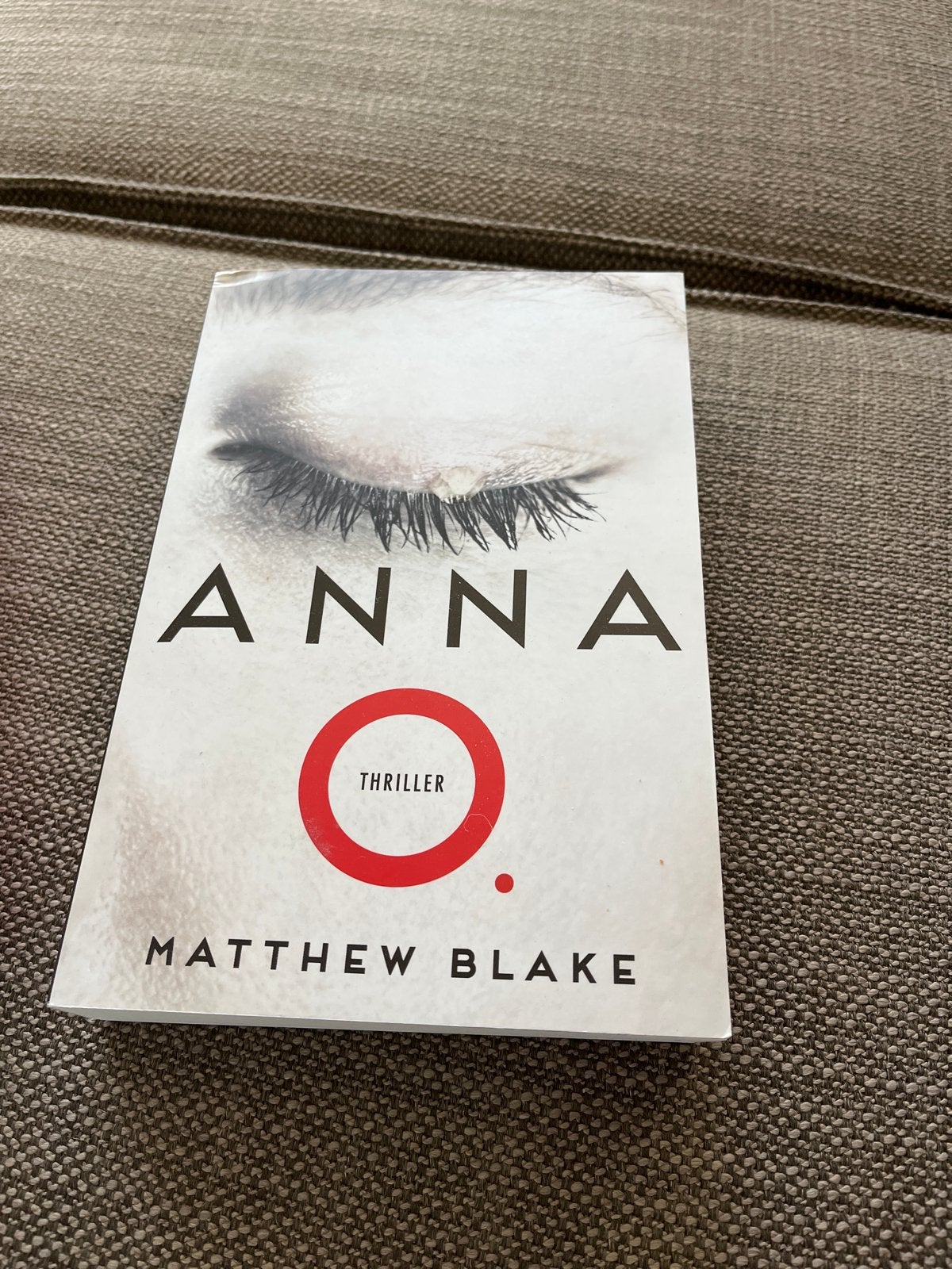 Anna O. - Matthew Blake (Thriller), Boeken, Ophalen of Verzenden, Zo goed als nieuw, Europa overig