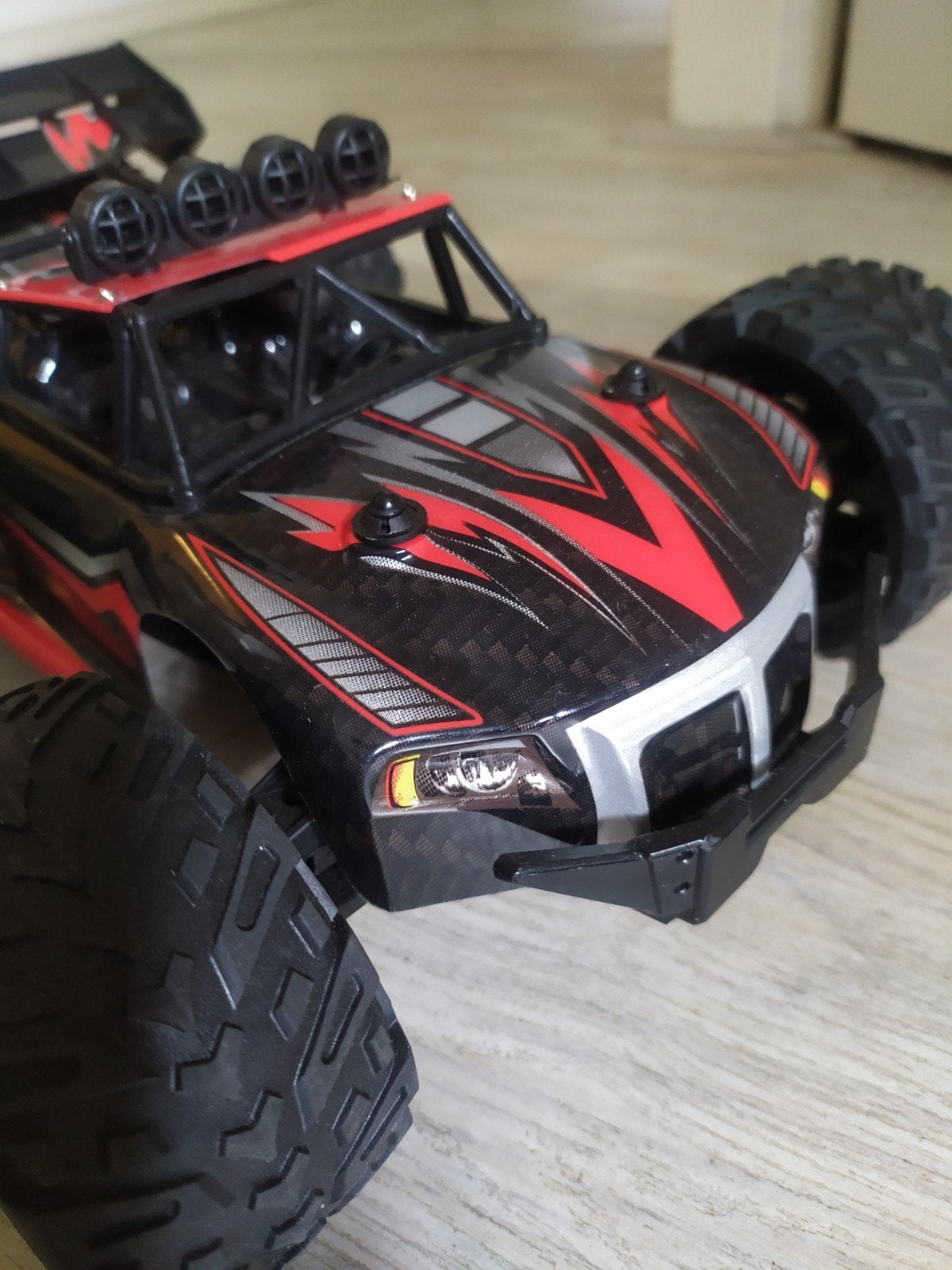 Bestuurbare auto, Hobby en Vrije tijd, Ophalen, Overige schalen, Auto offroad