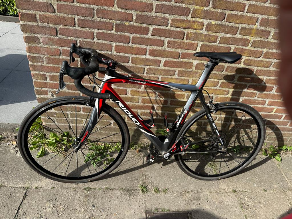 Noah Ridley Carbon Racefiets - Lichtgewicht en Bergklaar, 28 inch, Gebruikt, Velgrem, Meer dan 20 versnellingen