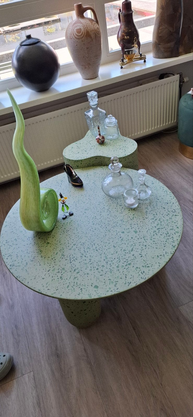Bijzettafel van bierflesjes gemaakt, Ophalen, Rond, 50 tot 100 cm, 50 tot 100 cm