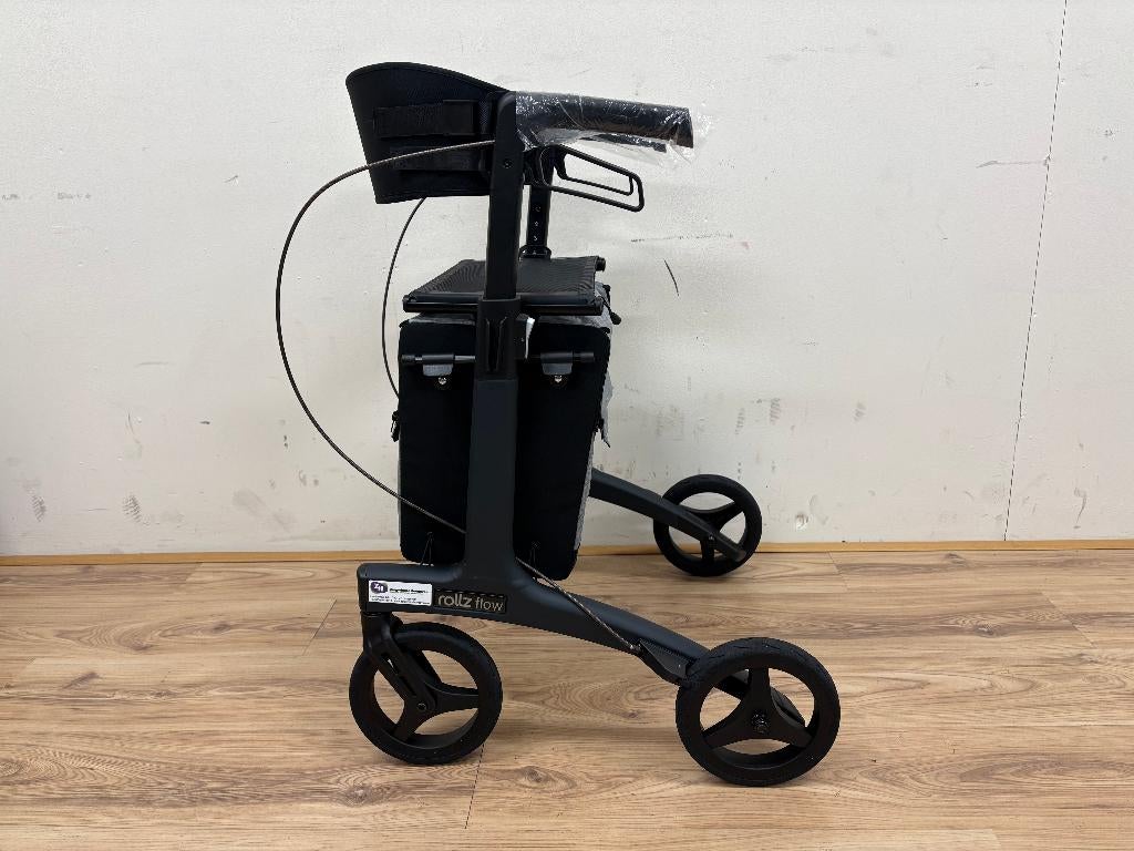 Rollz air carbon rollator (incl. dienblad), Ophalen of Verzenden, Opvouwbaar, Zo goed als nieuw