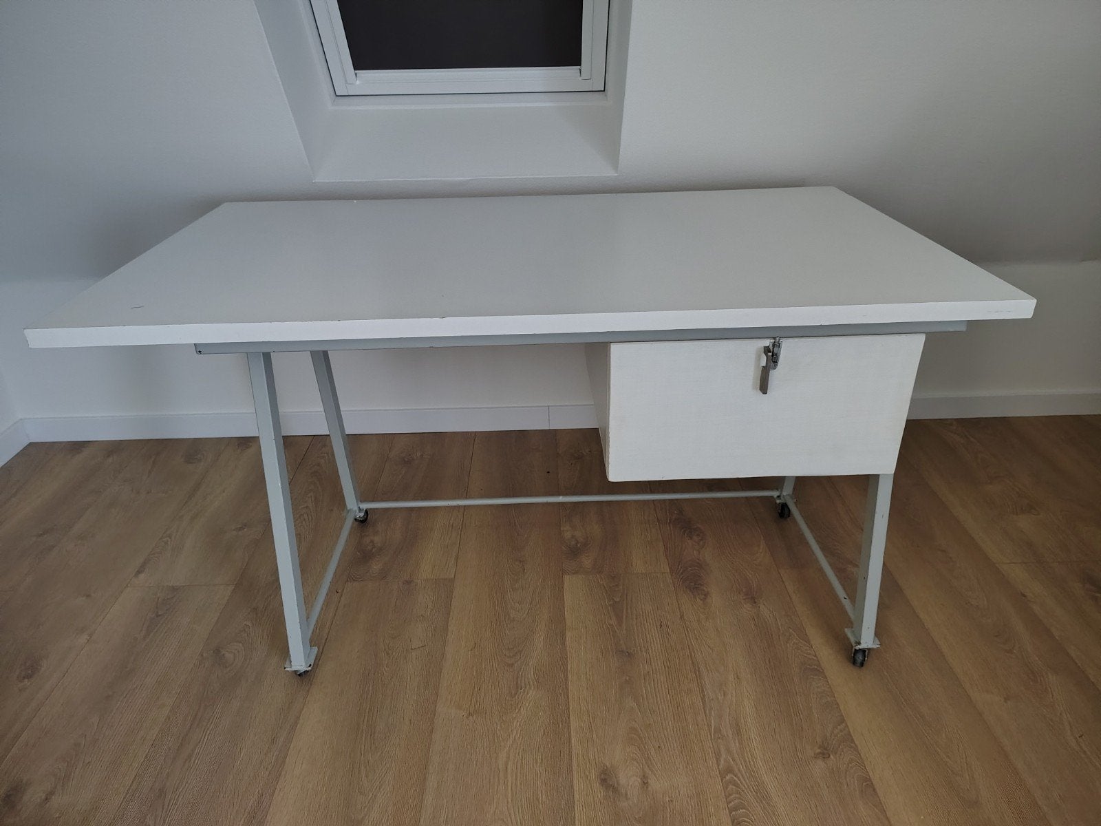 Bureau, Ophalen, Gebruikt