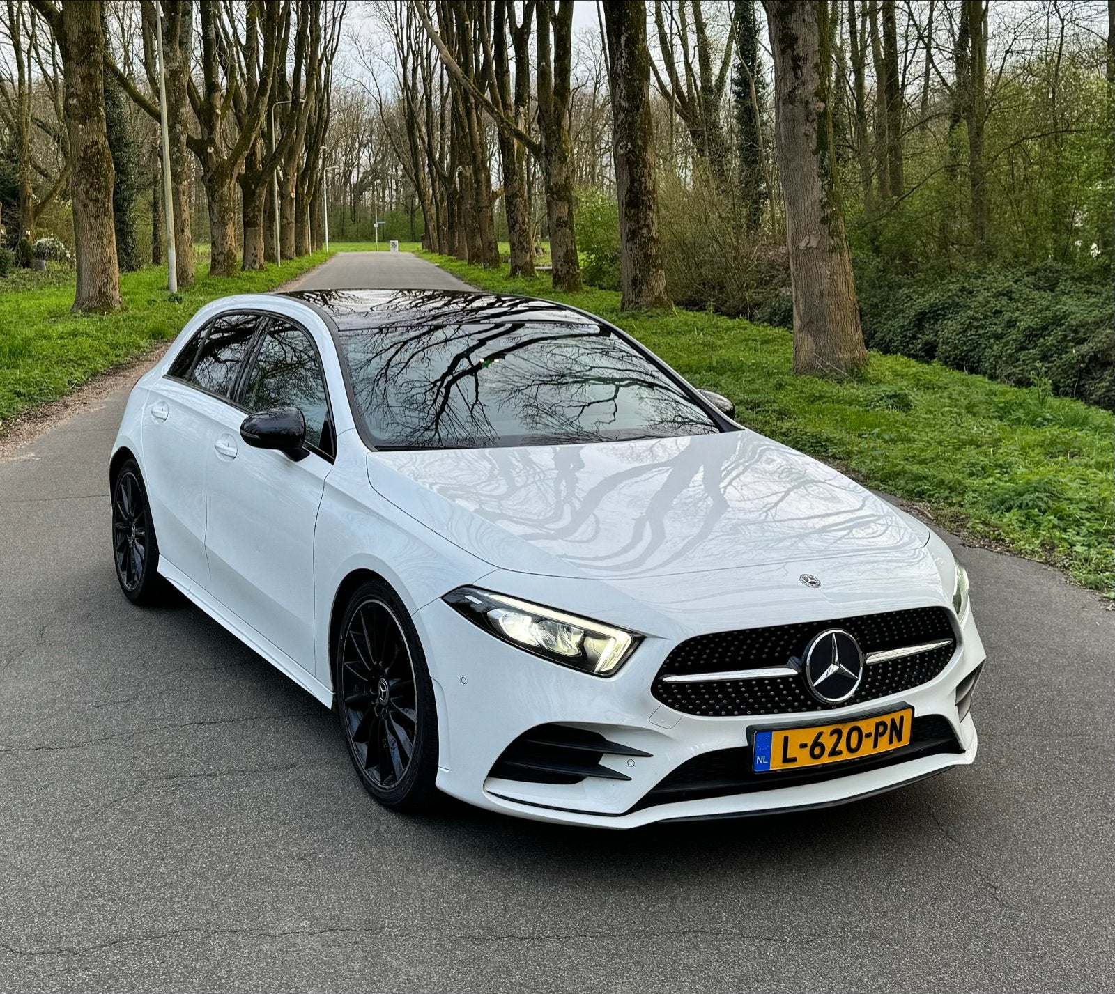 Mercedes-Benz A-Klasse A 200 163pk 7G-DCT 2018 Wit, Auto's, 4 cilinders, Particulier, 1600 kg, 685 kg