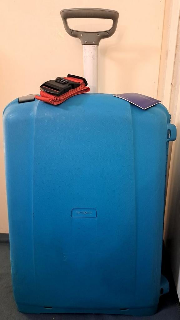 Samsonite Aeris Spinner koffer op wielen  adres label  gemaa, Gebruikt, Hard kunststof, 45 tot 55 cm, Slot