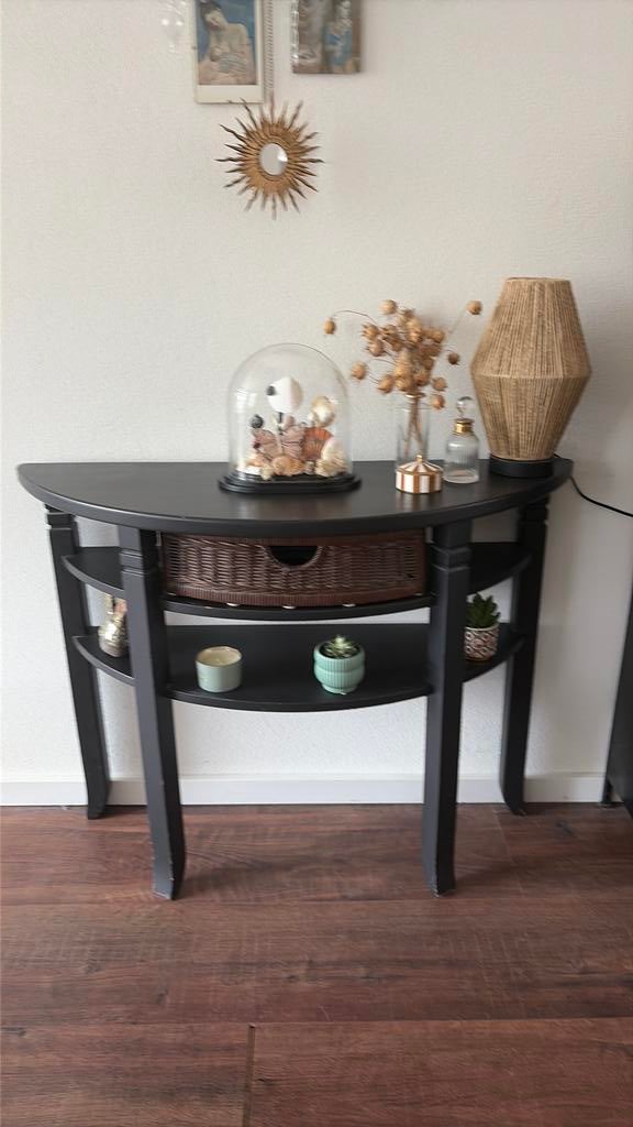 Tafel zwart . Rechte aan achterzijde., Ophalen, Gebruikt, 25 tot 50 cm, Rechthoekig
