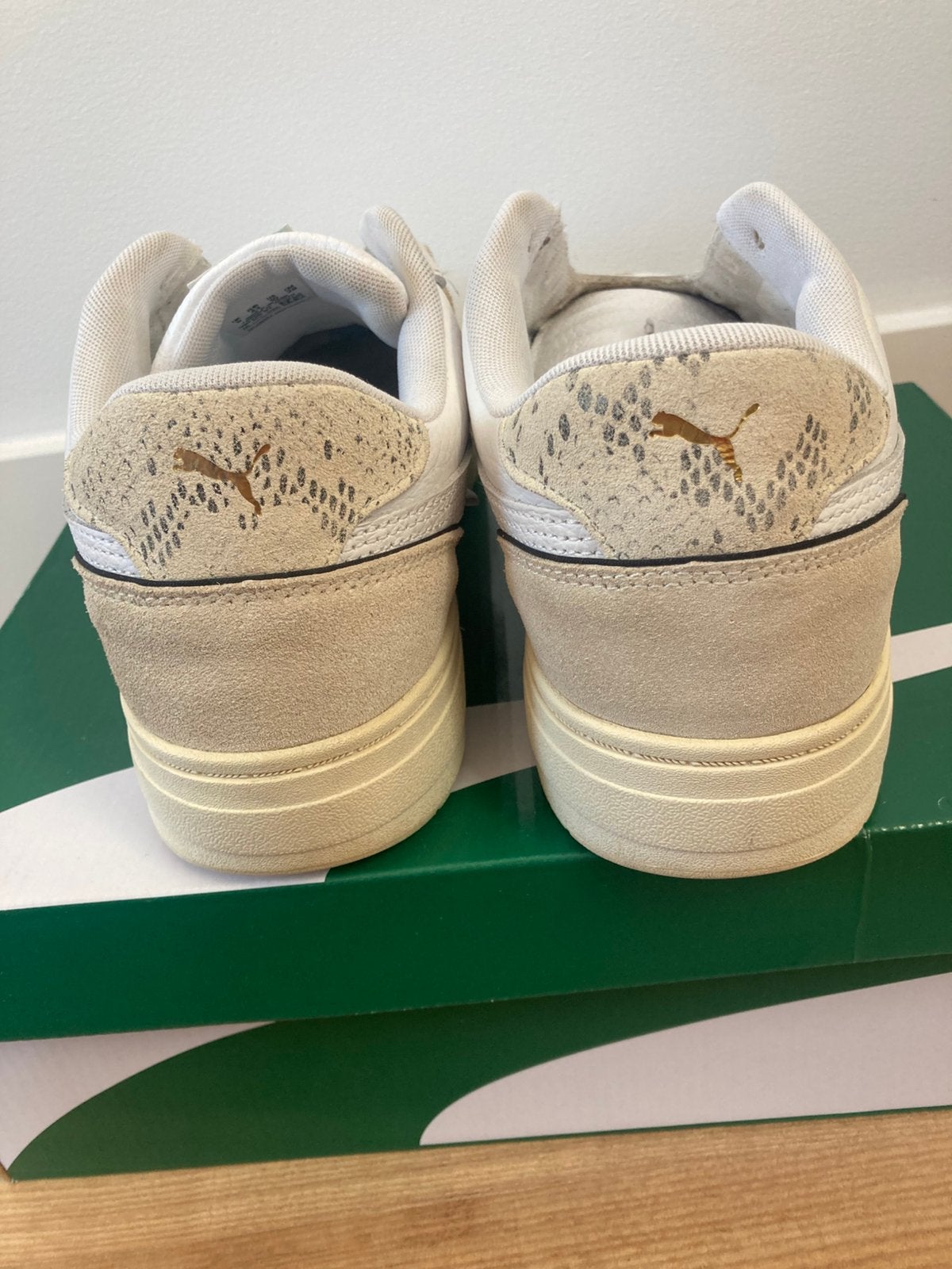 PUMA - snake - maat 43 - sneaker, Kleding | Dames, Schoenen, Ophalen of Verzenden, Zo goed als nieuw, Sneakers of Gympen
