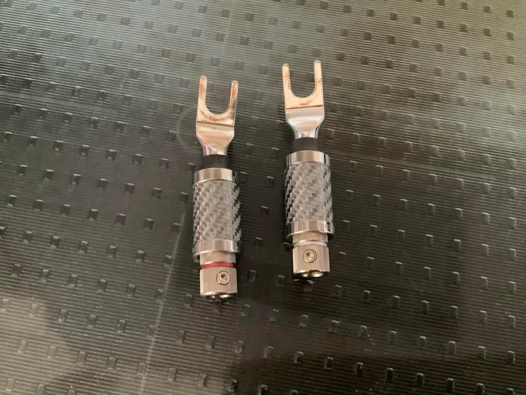 Furutech CF-201 NCF Rhodium Spade connectoren, Audio, Tv en Foto, Audiokabels en Televisiekabels, Ophalen of Verzenden, Zo goed als nieuw