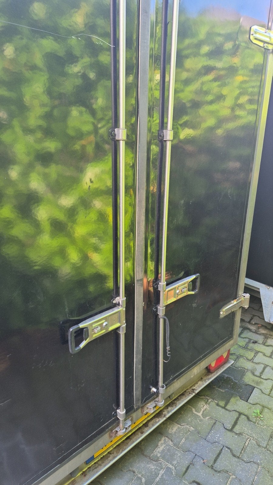 Zwarte Koelaanhanger - Ideaal voor evenementen, Ophalen of Verzenden, Gebruikt
