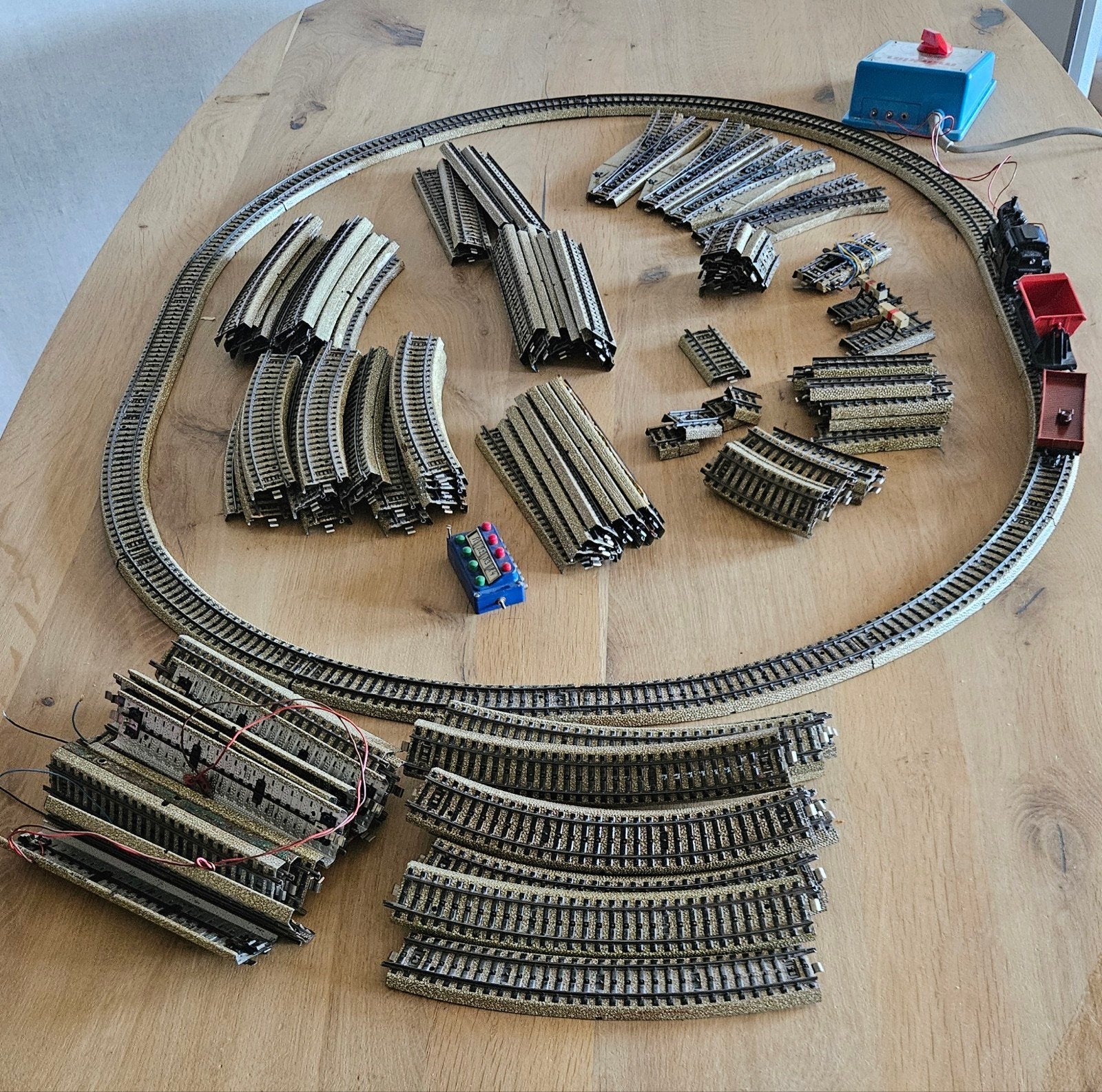 Märklin HO Treinset met veel extra rails en toebehoren, Wisselstroom, Ophalen of Verzenden, Analoog, Märklin