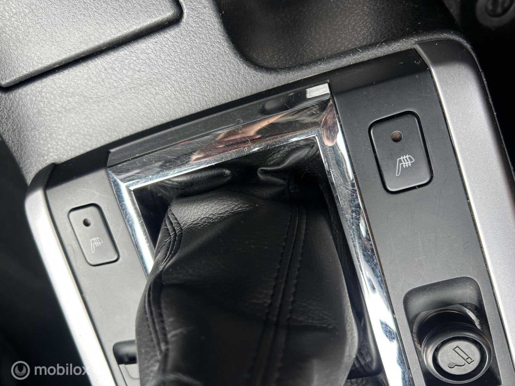Foto 15 van Suzuki Grand Vitara 2.0-16V Exclusive