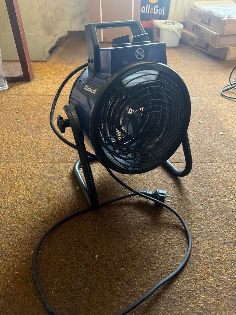 Einhell elektrische kachel / ventilator kachel, Doe-het-zelf en Verbouw, Verwarming en Radiatoren, 30 tot 80 cm, Gebruikt, Kachel