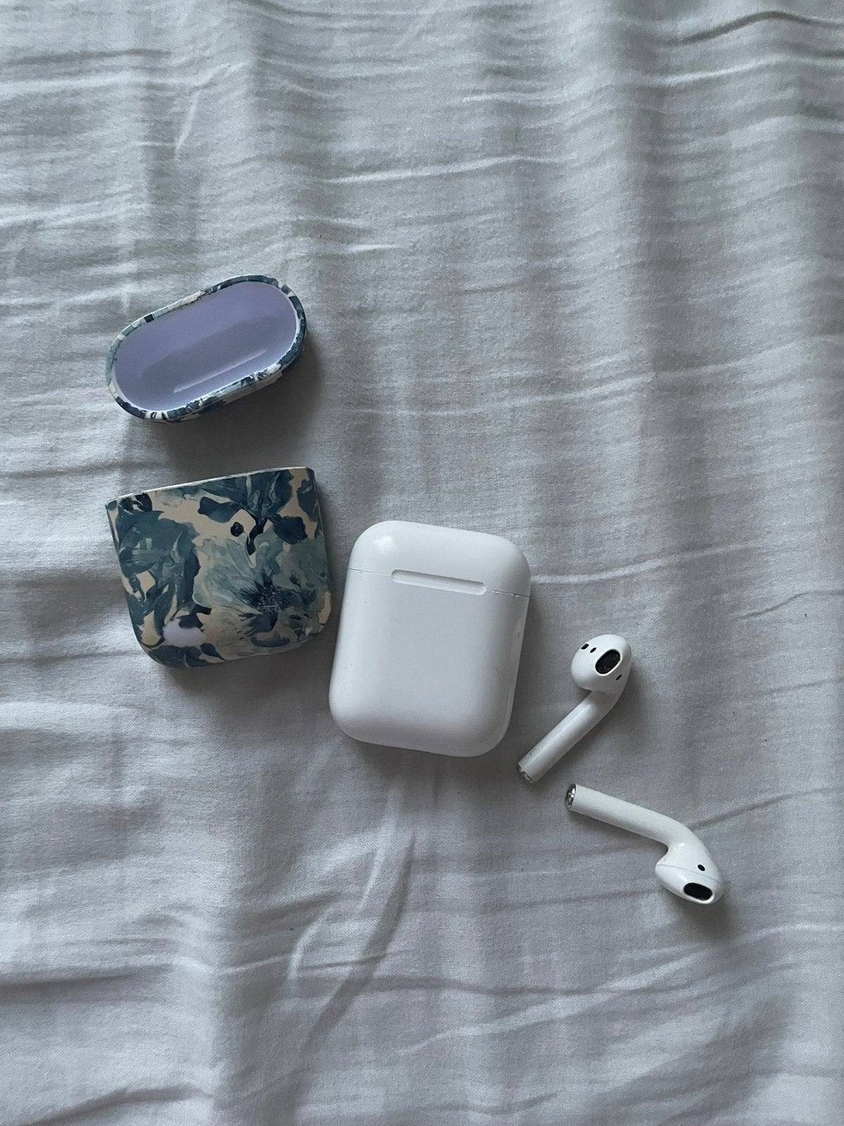 airpods generatie 2, Telecommunicatie, Gebruikt, Bluetooth, Ophalen of Verzenden, Apple