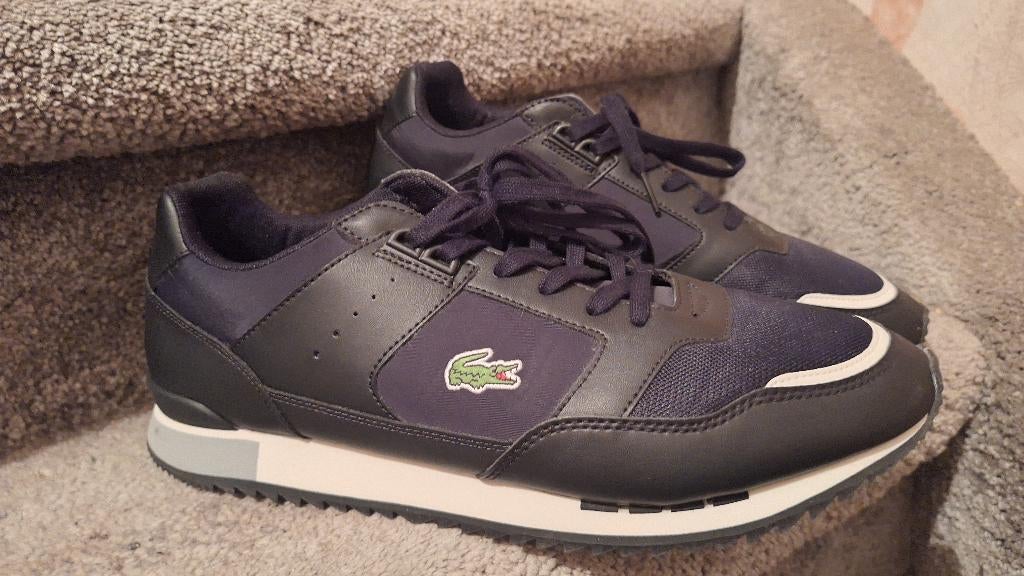 lacoste sneakers 43 zgan, Ophalen of Verzenden, Zo goed als nieuw, Zwart