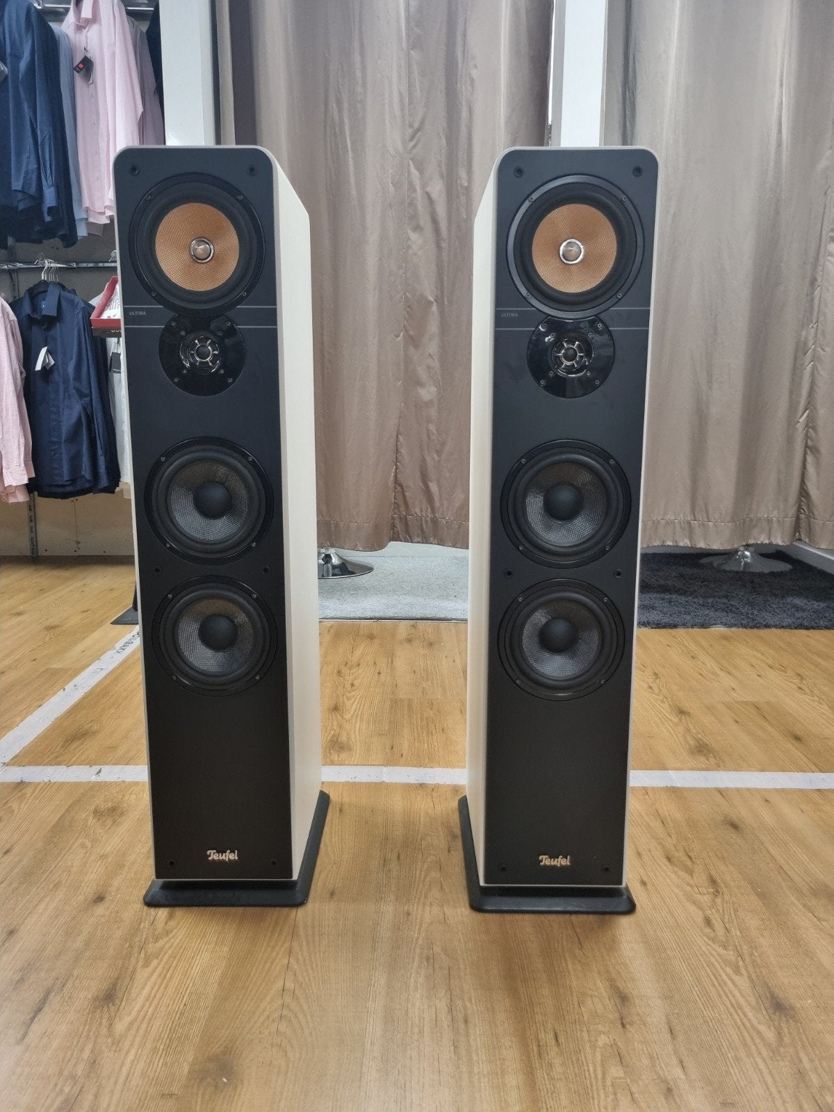✅Teufel ULTIMA 40 MK3 Vloerstaande Luidsprekers, Vloerstaande luidspreker, Zo goed als nieuw, /, /