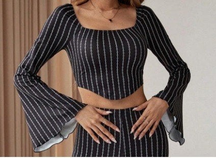 NIEUW! SHEIN Privé; Gestreepte flounce mouw croptop; XL(44), Zwart, Maat 42/44 (L), Nieuw, Ophalen of Verzenden