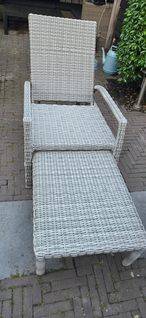 Forza Ligstoel met kussenset - Zo goed als nieuw, Tuin en Terras, Ligbedden, Ophalen, Zo goed als nieuw, Wicker, Verstelbaar