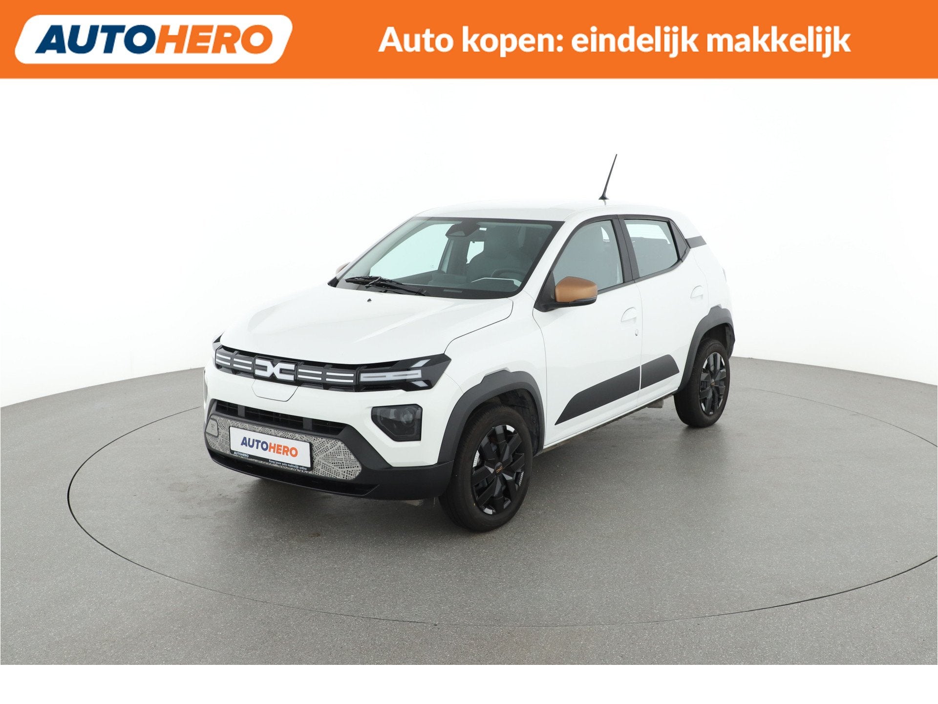 Dacia Spring Extreme 65 26.8 kWh |GK25600| (bj 2025), Auto's, Gebruikt, Parkeersensor, Met garantie (alle), 4 stoelen