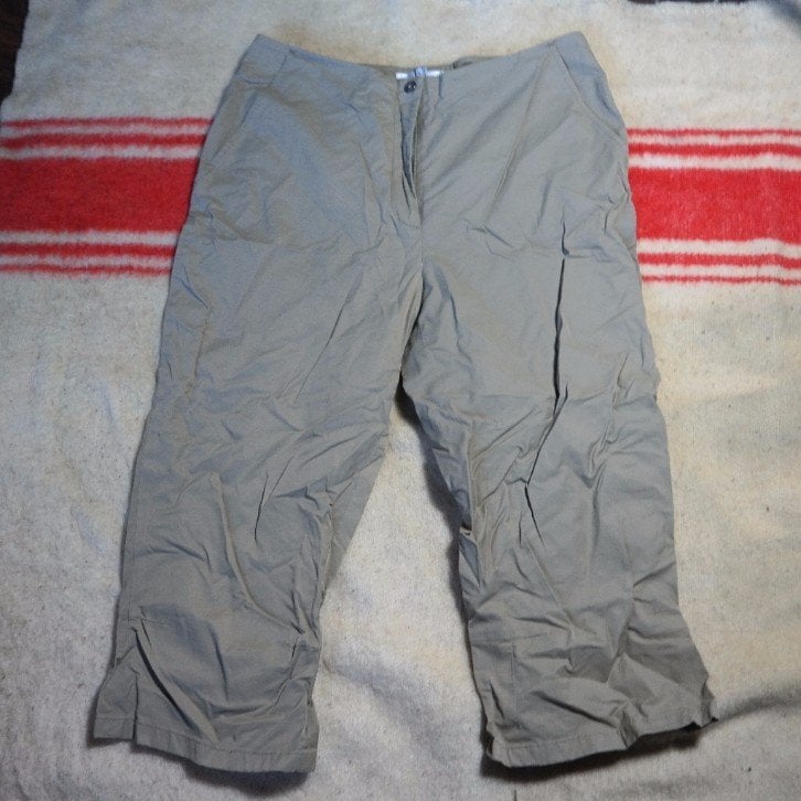 Mooie groene 3/4 broek.Mt 36.Merk Blacky Dress, ., Ophalen of Verzenden, Zo goed als nieuw, Driekwart