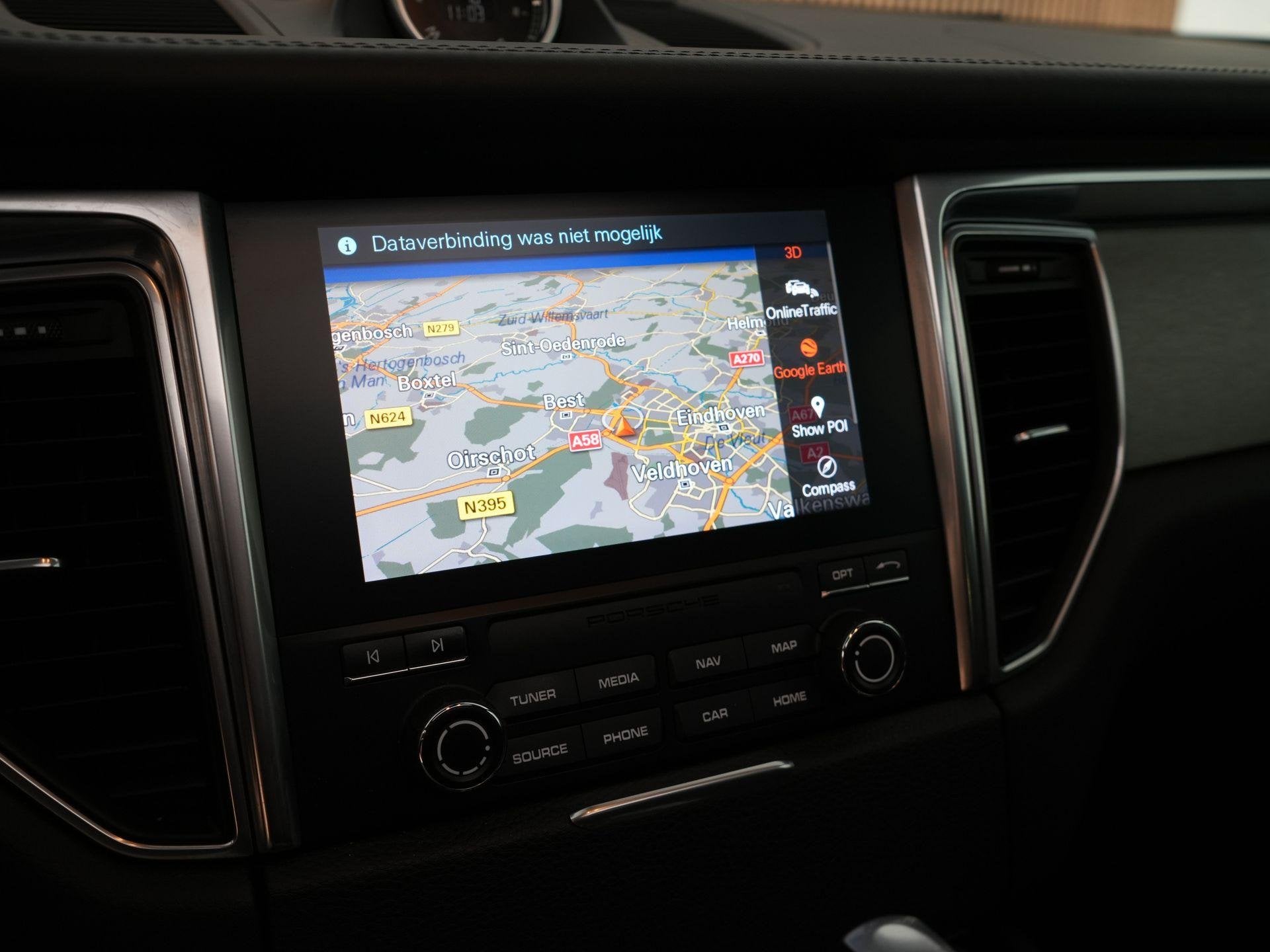Foto 12 van Porsche Macan 3.0 GTS |panoramadak|luchtvering|PASM|sportuit
