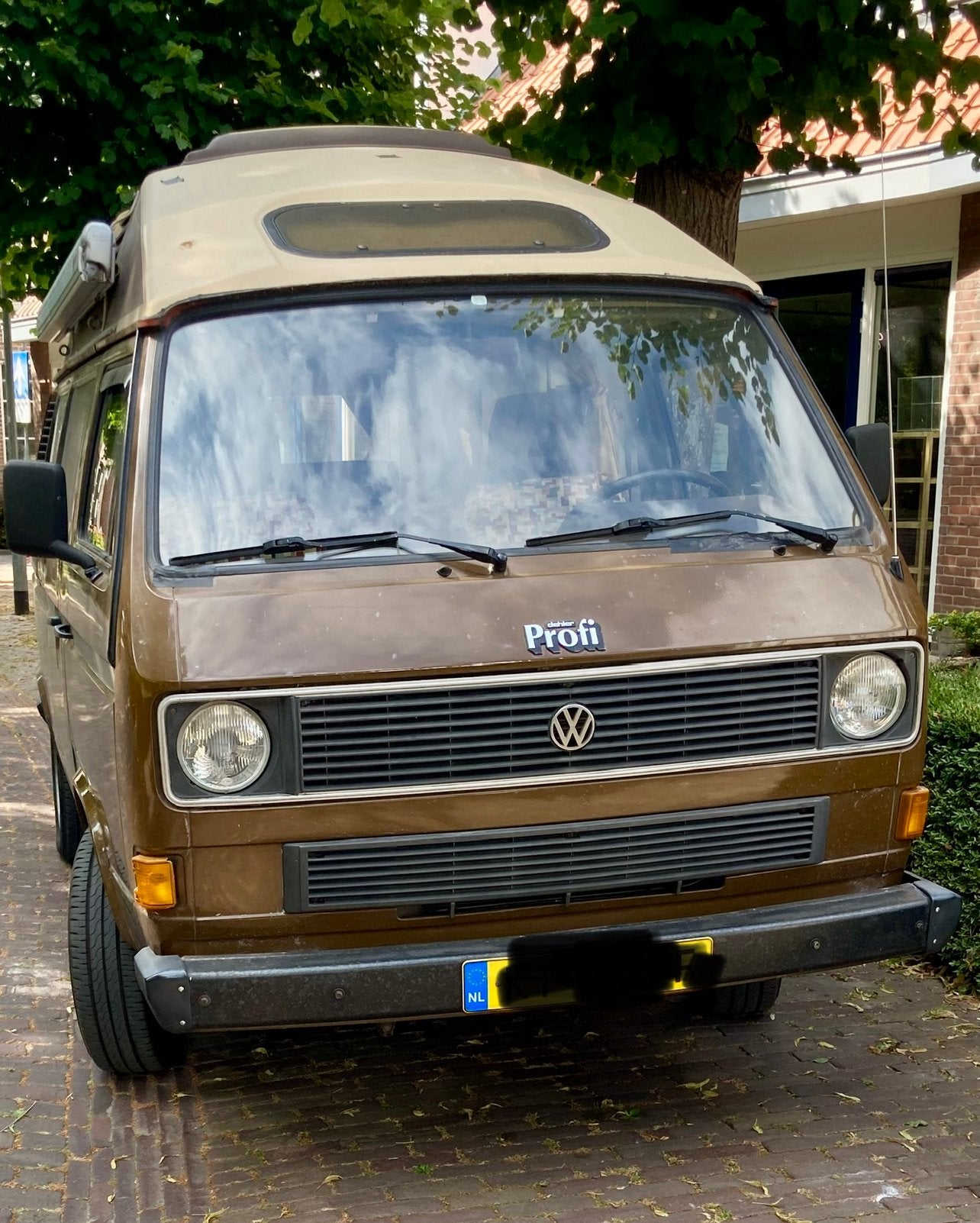 Volkswagen T3 Dehler Retro camper, Chemisch toilet, Buscamper of Camperbus, Reservewiel, Volkswagen