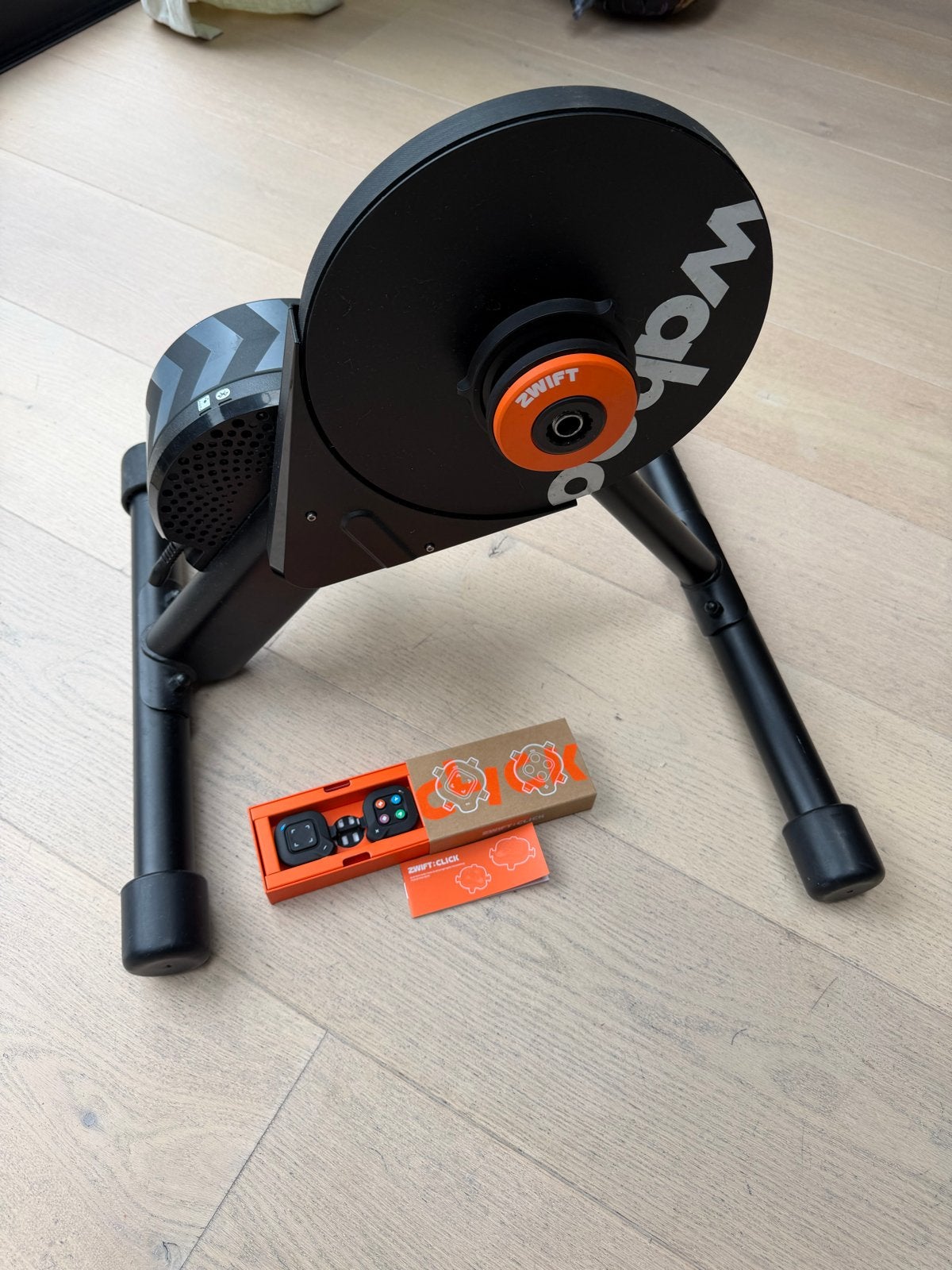 Wahoo Kickr Core Fietstrainer met Zwift Cog en Click, Ophalen of Verzenden, Zo goed als nieuw, Overige typen