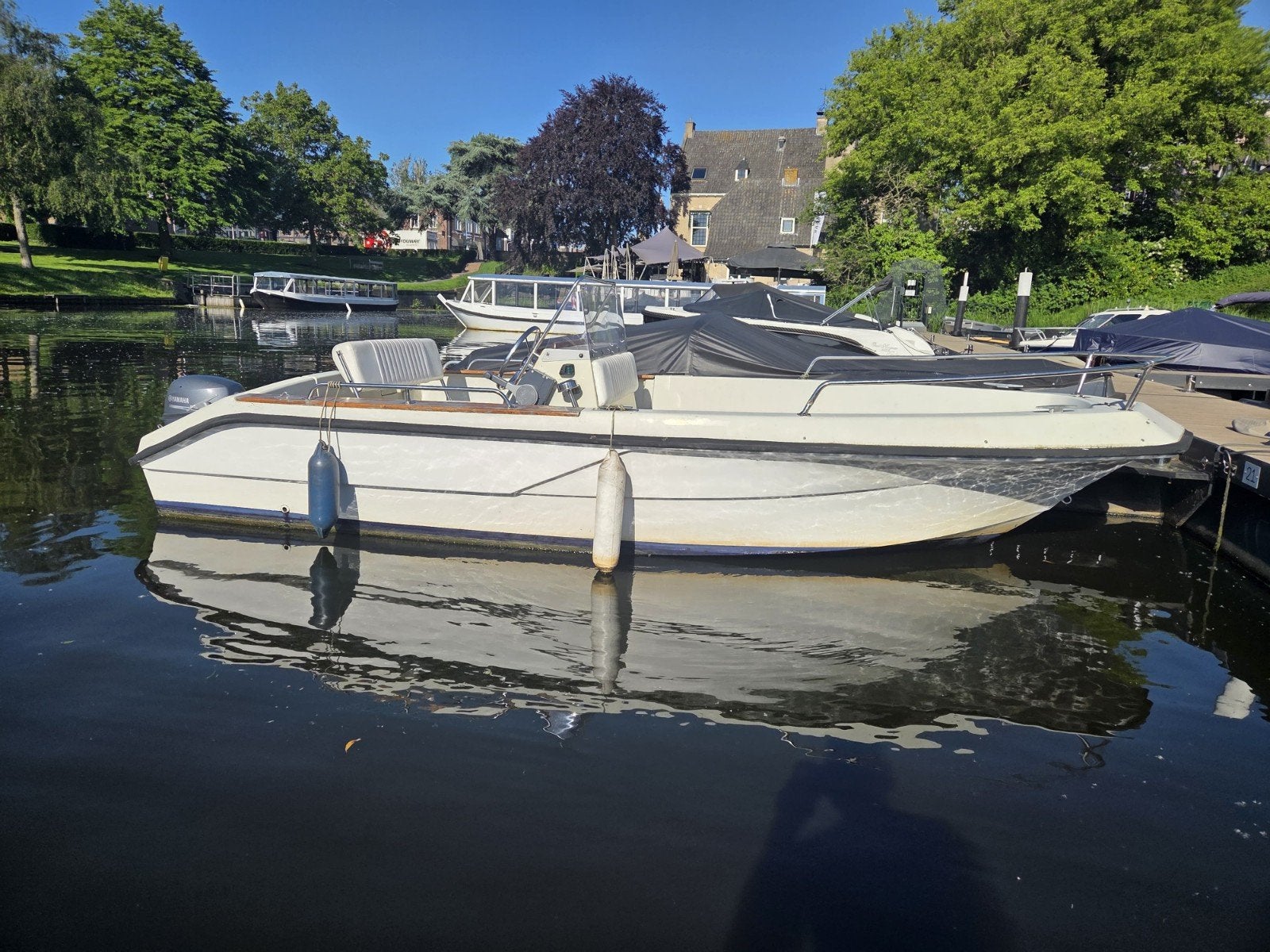 Elan 495 met 9.9 pk Yamaha 4-takt motor, elektrische start, Overige merken, Gebruikt, Buitenboordmotor, Polyester