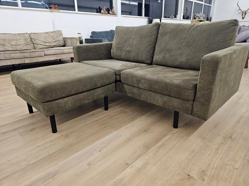 Tweezits Microvezel Bank - Olijf kleurig, Zo goed als nieuw, Info@homefriesland.nl, Kelvinstraat 6 8912BA, Vierpersoons of meer