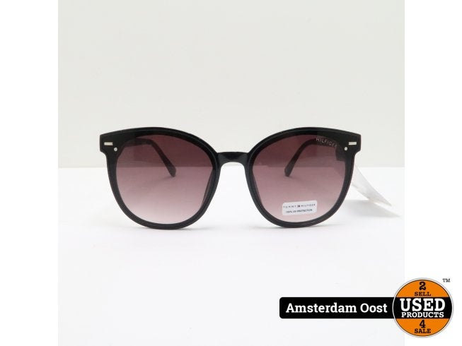 Tommy Hilfiger Ariana WP OL566 Zonnebril | In Nieuwstaat, Tommy Hilfiger, Zo goed als nieuw, Support@tommyhilfiger.com, 601 W. 26th Street
New York, NY 10001
USA