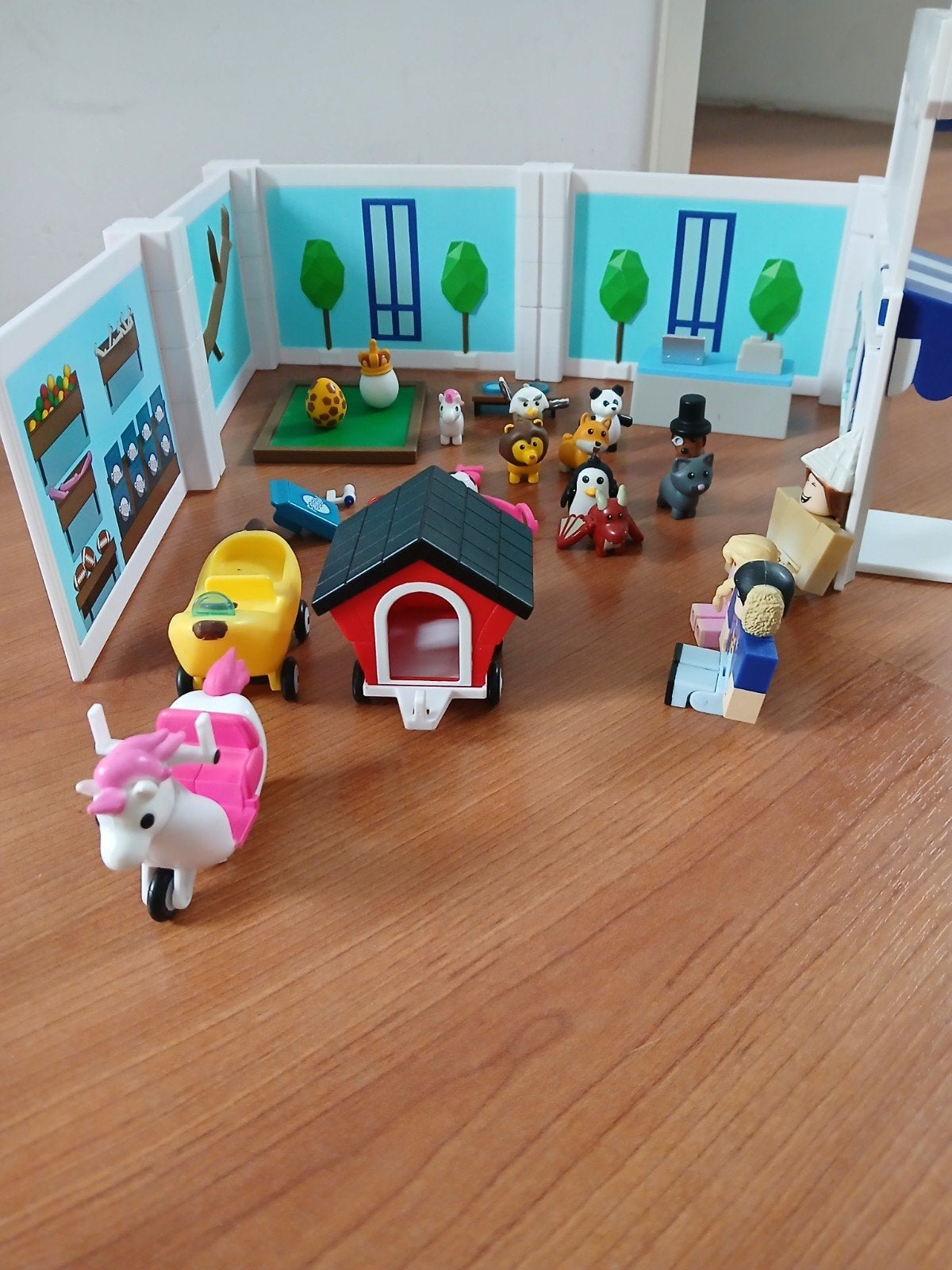 adopt me set, Ophalen of Verzenden, Zo goed als nieuw