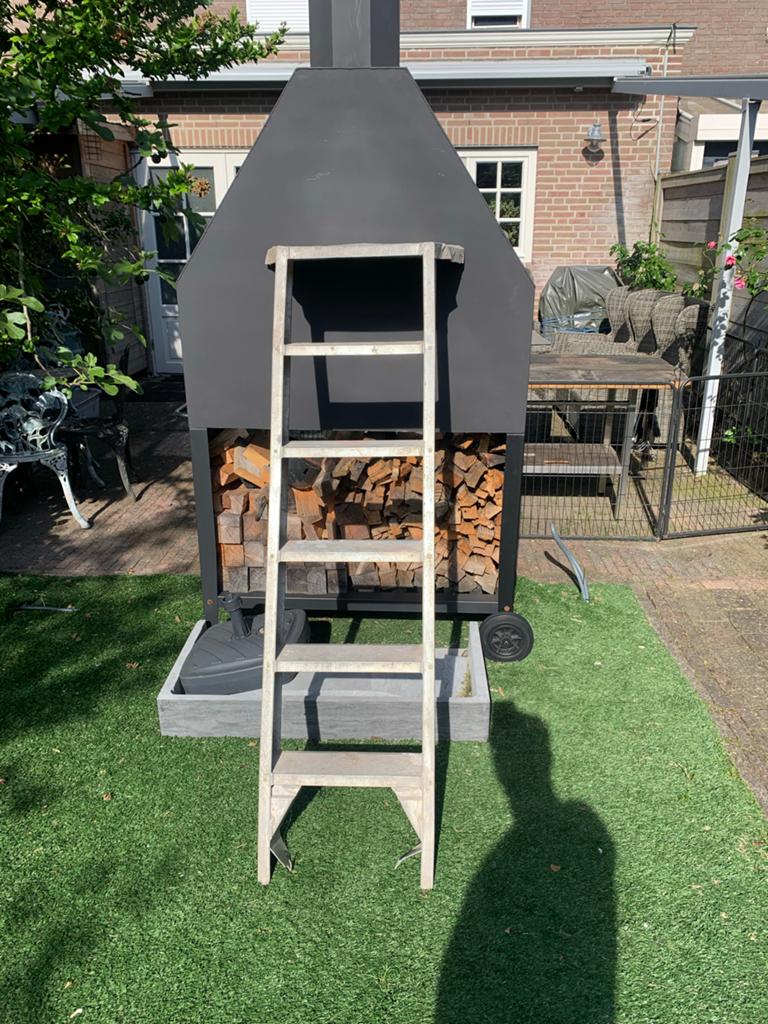 Voegers trap 5 treden, circa 150cm hoogte, Doe-het-zelf en Verbouw, Ladders en Trappen, Ophalen, Gebruikt, Trap, Minder dan 2 meter