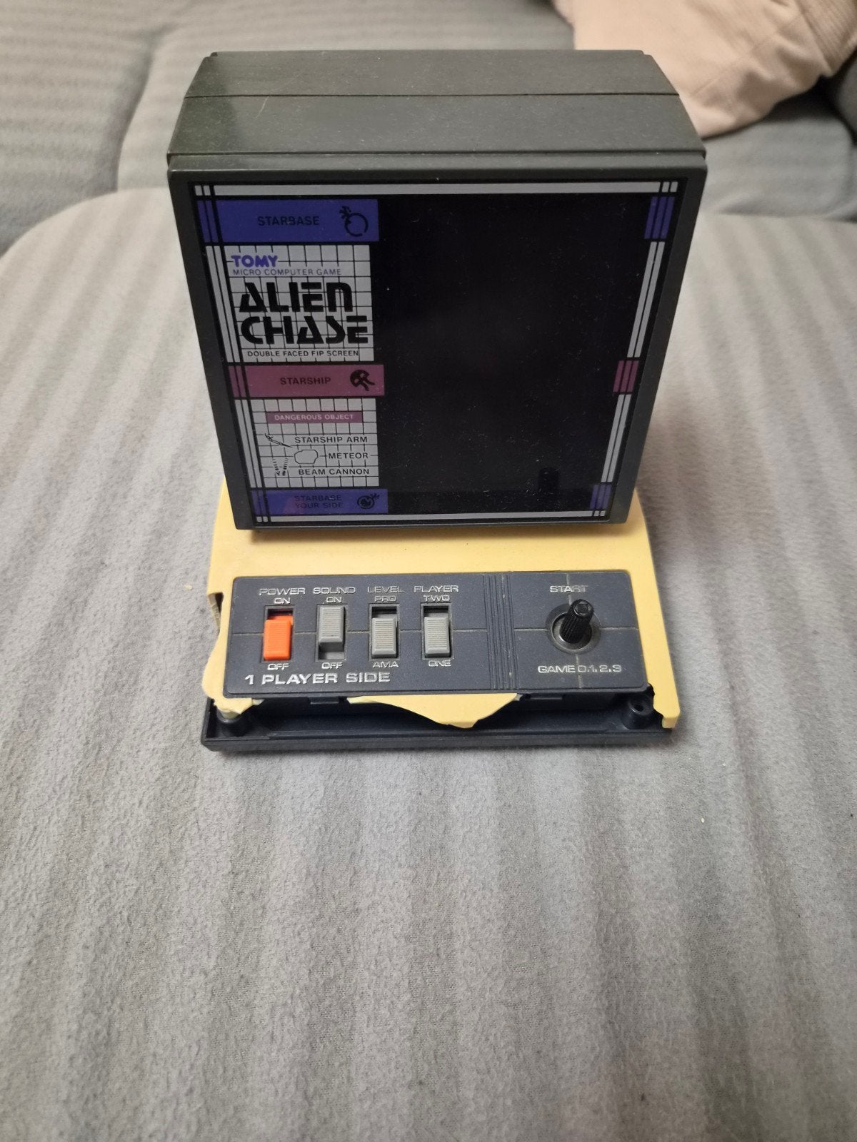 Tomy Alien Chase Micro Computer Game - Vintage Handheld, Ophalen of Verzenden, Overige merken, Gebruikt