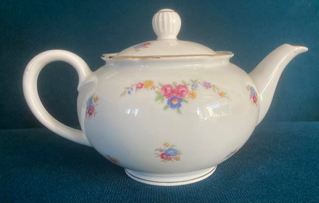 Theepot  Bavaria romantisch, Ophalen of Verzenden