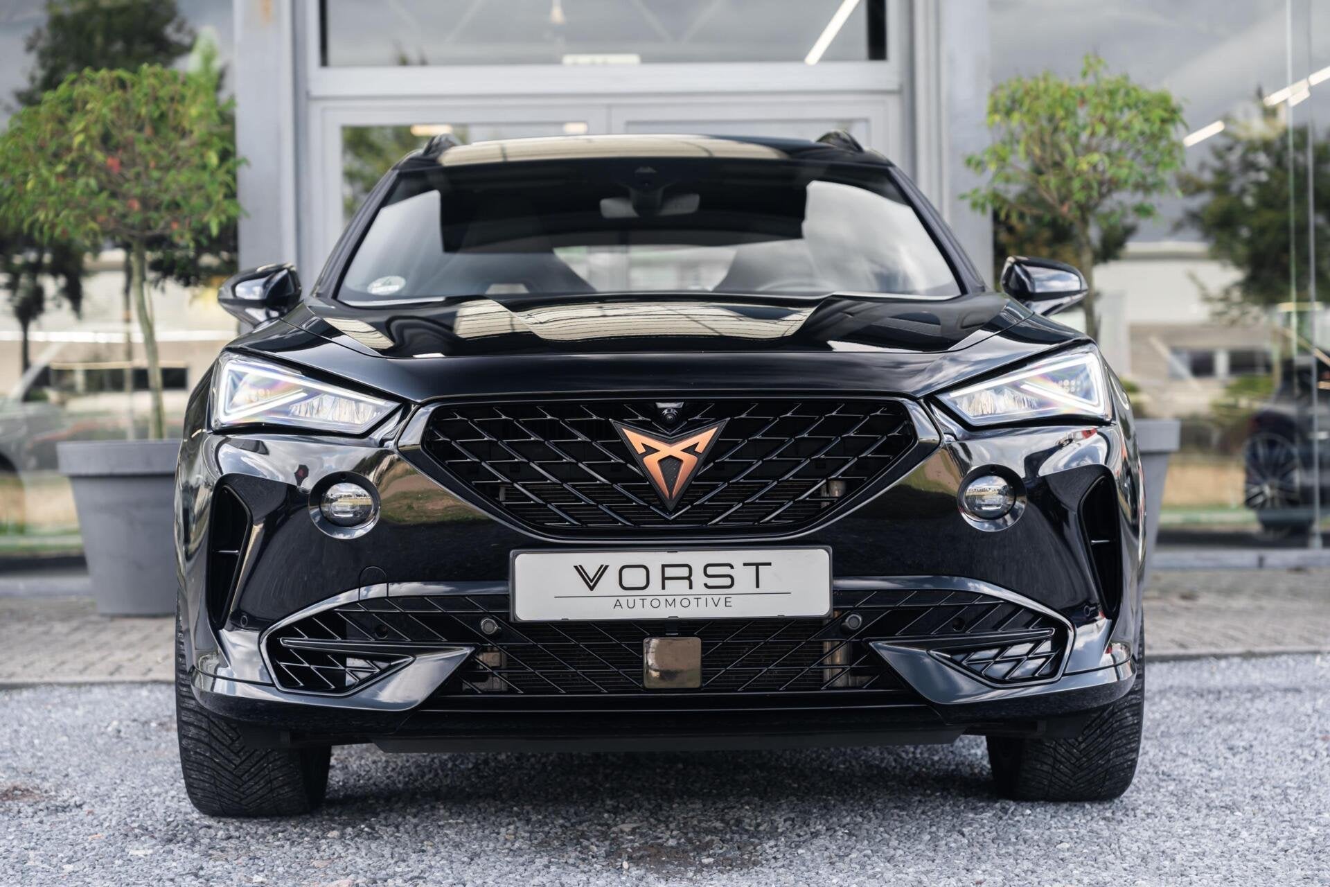 CUPRA Formentor 2.0 TSI 4DRIVE Beats Pano Camera Trekhaak, Auto's, Automaat, Dealer onderhouden, Stof, Gebruikt