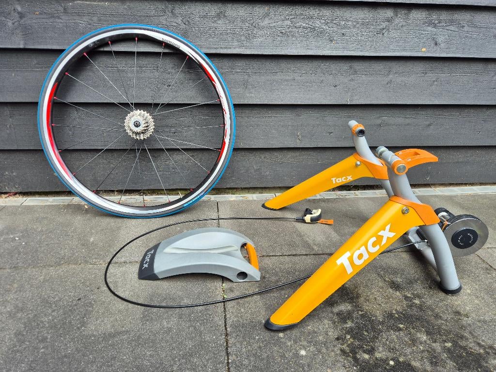 Tacx en wiel, Sport en Fitness, Wielrennen, Ophalen, Gebruikt, Overige typen
