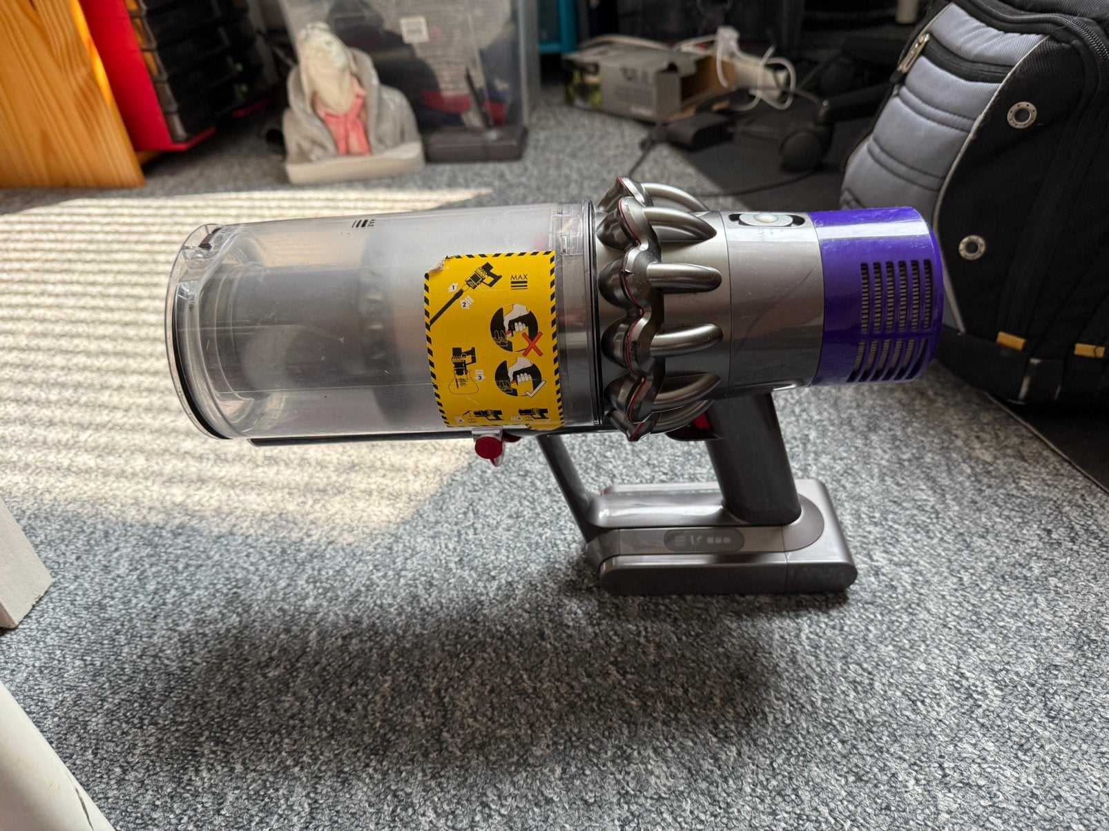 Dyson V10 steelstofzuiger perfect werkend met hulpstukken, Gebruikt, Ophalen of Verzenden, Dyson, Geschikt voor tapijt