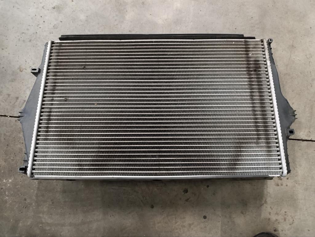 Volvo intercooler, geschikt voor S60,V70,S80, Ophalen of Verzenden, Gebruikt, Universele onderdelen